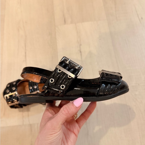 Steve Madden Black Patent Buckle Slingback Sandals - Picture 7 of 11